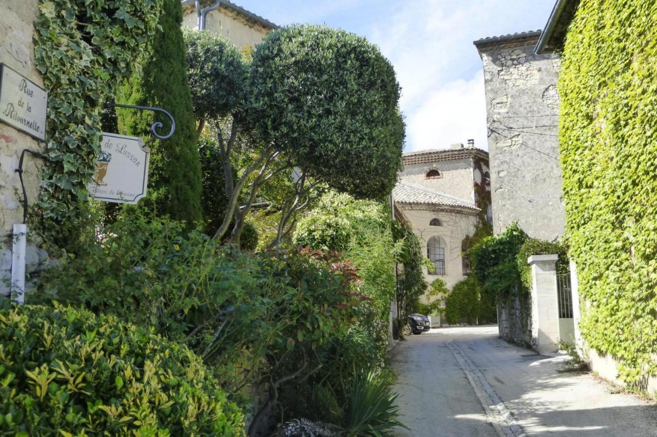 Charming Stone House With Terrace And Garden, Lussan Villa Lussan  Exterior photo